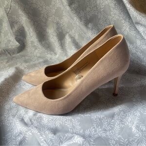 Women nude stilettos shoes